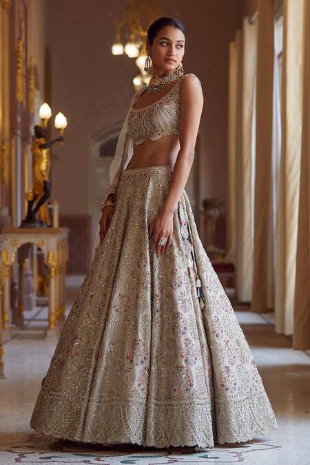 Osaa By Adarsh White Silk Floral, Pearl, Zardozi Round Embroidered Bridal Lehenga Set Online at Aza Fashions Osaa By Adarsh_White Silk Floral, Pearl, Zardozi Round Embroidered Bridal Lehenga Set_Online_at_Aza_Fashions