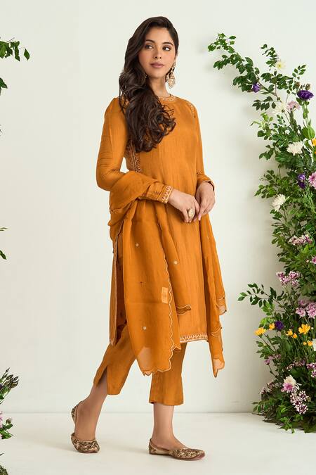 Keosha_Yellow Organza, Uppada Silk Floral, Resham, Sequin, Zari Embroidered Kurta Set_Online_at_Aza_Fashions