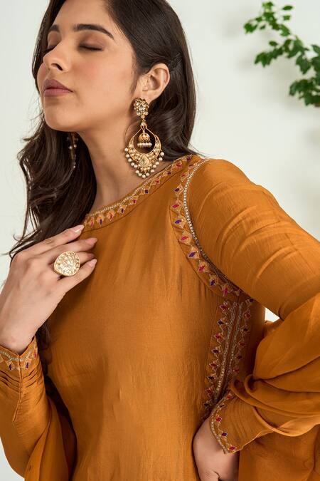 Buy_Keosha_Yellow Organza, Uppada Silk Floral, Resham, Sequin, Zari Embroidered Kurta Set_Online_at_Aza_Fashions