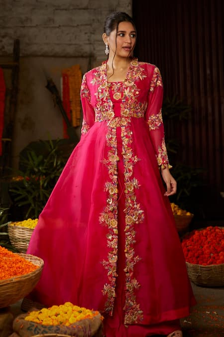 Nehha Nhata Pink Silk Embroidery Thread V Neck Jacket Lehenga Set 