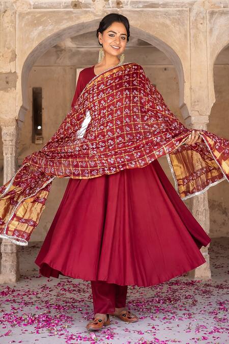 Buy_Pheeta_Maroon Rayon Gota Round Anarkali Set With Bandhani Dupatta_Online_at_Aza_Fashions