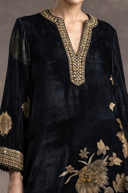 Tarun Tahiliani_Black Velvet Floral Motifs Notched Print Kurta And Pant Set_Online_at_Aza_Fashions