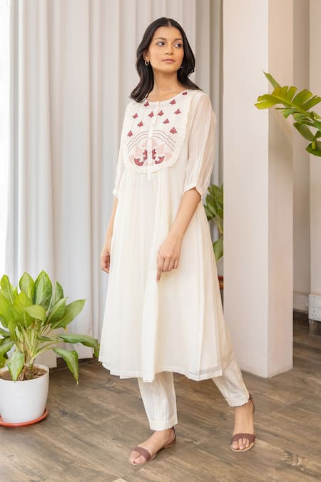 Khamaj India White Cotton, Chanderi Floral Round Embroidered Kurta And Pant Set 