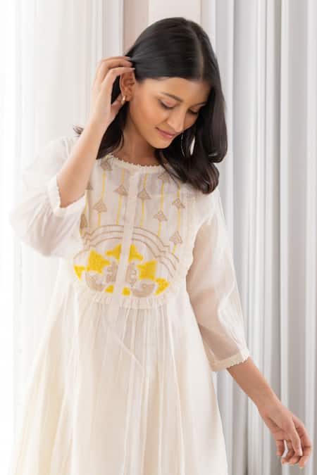 Shop Khamaj India White Cotton, Chanderi Floral Round Kurta And Pant Set Online at Aza Fashions Shop_Khamaj India_White Cotton, Chanderi Floral Round Kurta And Pant Set _Online_at_Aza_Fashions
