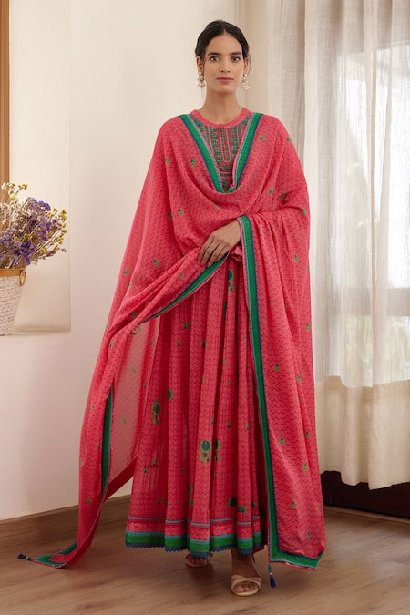 Shyam Narayan Prasad Floral Print Tiered Anarkali Set 