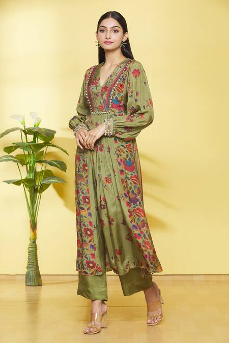 Shikhha Goyal Green Kurta- Habutai Silk Printed Floral V Neck Kalidar And Pant Set