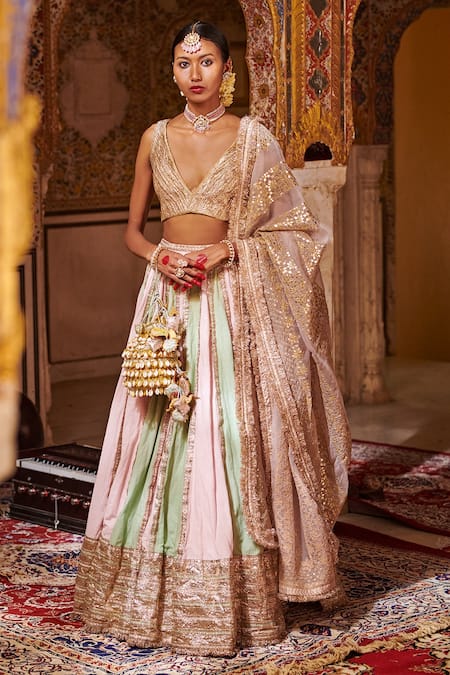 Buy Bridal Laukya Ajarakh Lehenga Set- Red Online from Anita Dongre