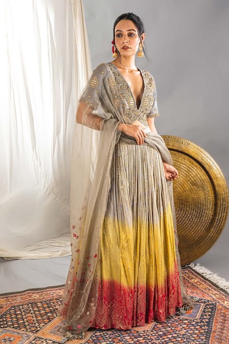 Shop_Soniya G_Grey Silk Blend Cutdana And Sequin, Foil Print, Beads V Neck Ombre Lehenga Set _Online_at_Aza_Fashions