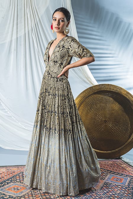 Buy_Soniya G_Black Chanderi Cutdana And Sequin, Foil Print, Beads V Neck Anarkali With Dupatta _Online_at_Aza_Fashions