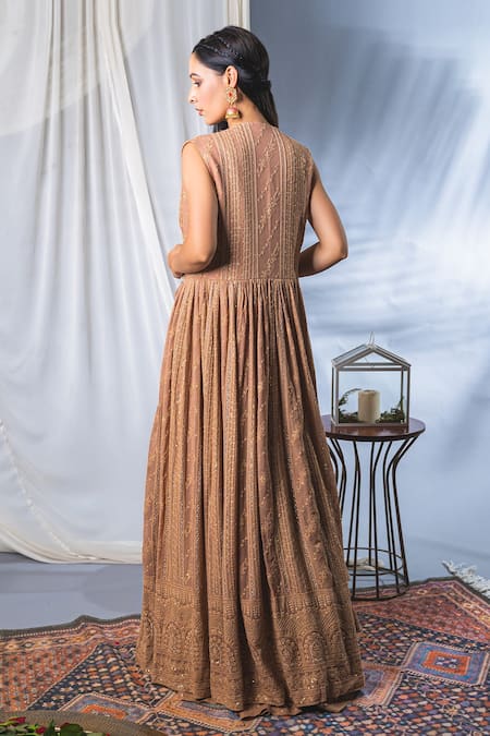 Soniya G Lucknowi Cape Lehenga Set 