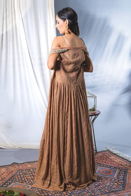 Shop_Soniya G_Pink Lucknowi Sequin And Beads, Thread Square Neck Cape Lehenga Set _Online_at_Aza_Fashions