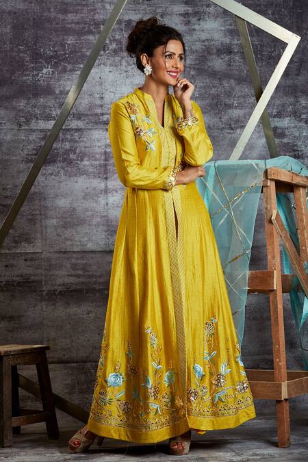 Sunita Nagi Yellow Anarkali Linen Satin, Dupatta Net, Inner Embroidered Front Slit With Online at Aza Fashions Sunita Nagi_Yellow Anarkali Linen Satin, Dupatta Net, Inner Embroidered Front Slit With _Online_at_Aza_Fashions