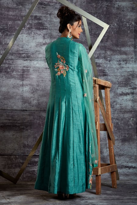 Shop Sunita Nagi Blue Anarkali Linen Satin, Dupatta Net, Inner Embroidered Front Slit With at Aza Fashions Shop_Sunita Nagi_Blue Anarkali Linen Satin, Dupatta Net, Inner Embroidered Front Slit With _at_Aza_Fashions