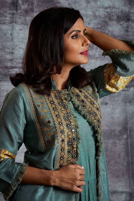 Buy Sunita Nagi Grey Dupion Silk Mirror , Thread Round Cross Stitch Jacket Pant Set Online at Aza Fashions Buy_Sunita Nagi_Grey Dupion Silk Mirror , Thread Round Cross Stitch Jacket Pant Set _Online_at_Aza_Fashions