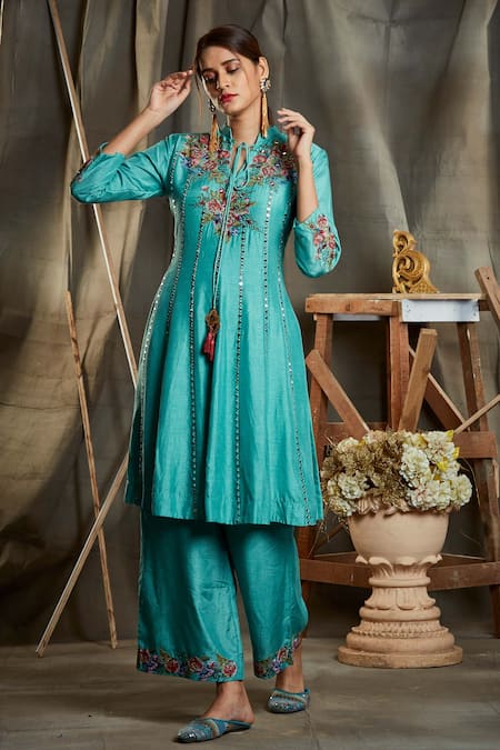 Sunita Nagi Blue Dupion Silk Floral, Mirror Keyhole Embroidered Kurta And Palazzo Set Online at Aza Fashions Sunita Nagi_Blue Dupion Silk Floral, Mirror Keyhole Embroidered Kurta And Palazzo Set _Online_at_Aza_Fashions