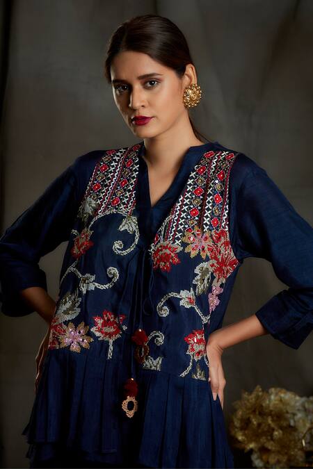 Shop Sunita Nagi Blue Dupion Silk Floral, Mirror Inner V Neck, Embroidered And Culottes Set Online at Aza Fashions Shop_Sunita Nagi_Blue Dupion Silk Floral, Mirror Inner V Neck, Embroidered And Culottes Set _Online_at_Aza_Fashions