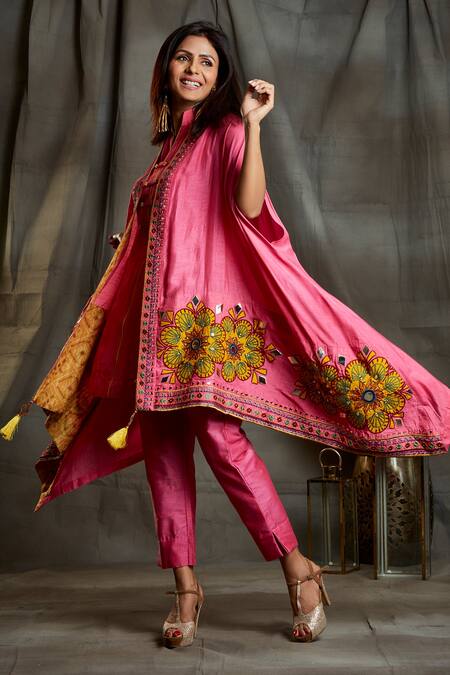 Buy Sunita Nagi Pink Dupion , Spun Floral Jacket Open, Embroidered Cape And Pant Set Online at Aza Fashions Buy_Sunita Nagi_Pink Dupion , Spun Floral Jacket Open, Embroidered Cape And Pant Set _Online_at_Aza_Fashions