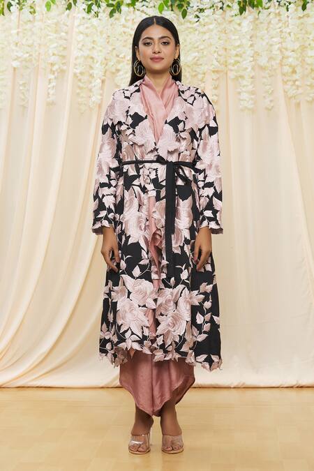 Buy_Aikeyah_Black Chanderi Thread V Neck Embroidered Jacket And Low Crotch Pant Set_Online_at_Aza_Fashions