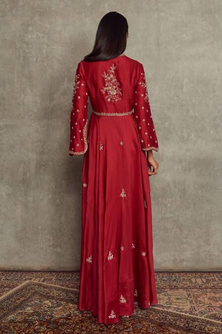 Shop Jayanti Reddy Red Chanderi Silk Floral V Neck Anarkali And Palazzo Set at Aza Fashions Shop_Jayanti Reddy_Red Chanderi Silk Floral V Neck Anarkali And Palazzo Set_at_Aza_Fashions