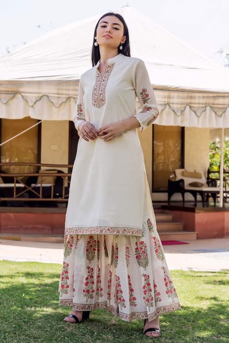Buy_Missprint_White Cotton, Chanderi Block Print Mandarin Collar Sharara And Kurta Set_Online_at_Aza_Fashions