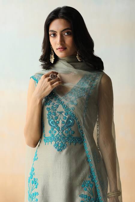 Aman Takyar Green Organza, Dupion Silk Cutdana, Floral, Sequin Embroidered Kurta Sharara Set Online at Aza Fashions Aman Takyar_Green Organza, Dupion Silk Cutdana, Floral, Sequin Embroidered Kurta Sharara Set _Online_at_Aza_Fashions