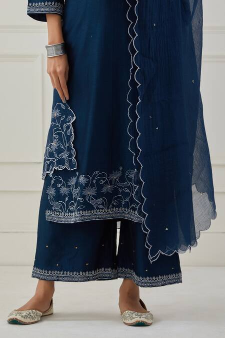 Priya Chaudhary Blue Chanderi Silk Sequins, Thread Work Round Notched Embroidered Kurta Set at Aza Fashions Priya Chaudhary_Blue Chanderi Silk Sequins, Thread Work Round Notched Embroidered Kurta Set _at_Aza_Fashions
