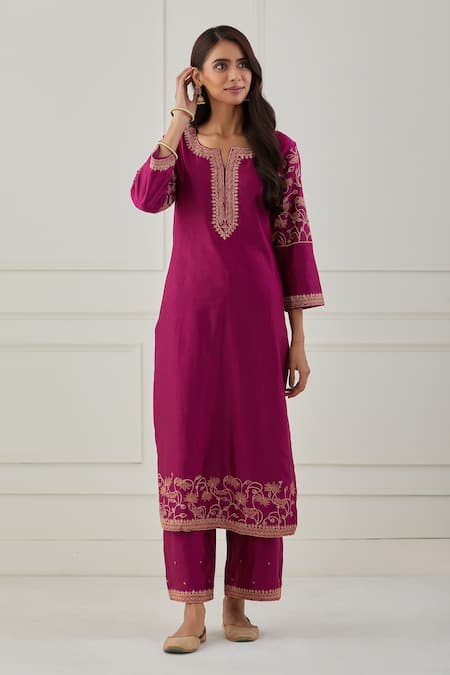 Buy Priya Chaudhary Pink Chanderi Silk Sequins, Thread Work Round Notched Embroidered Kurta Set Online at Aza Fashions Buy_Priya Chaudhary_Pink Chanderi Silk Sequins, Thread Work Round Notched Embroidered Kurta Set _Online_at_Aza_Fashions