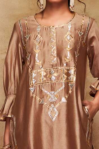 Shop Gulabo By Abu Sandeep Gold Gota Embroidered A-line Kurta Online at Aza Fashions Shop_Gulabo By Abu Sandeep_Gold Gota Embroidered A-line Kurta _Online_at_Aza_Fashions