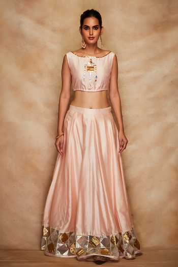 Gulabo By Abu Sandeep Peach Chanderi Silk Gota Work Crop Top Online at Aza Fashions Gulabo By Abu Sandeep_Peach Chanderi Silk Gota Work Crop Top _Online_at_Aza_Fashions