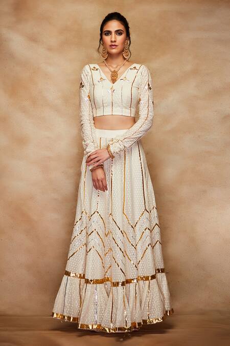 Gulabo By Abu Sandeep_White Gota Chuddi Sleeve Blouse _Online_at_Aza_Fashions
