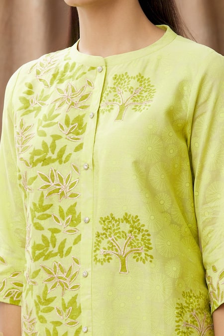 Shop Manasi Sengupta Green Organza, Silk Chanderi Block Print, Gota Dori Work Mandarin Kurta Set Online at Aza Fashions Shop_Manasi Sengupta_Green Organza, Silk Chanderi Block Print, Gota Dori Work Mandarin Kurta Set _Online_at_Aza_Fashions