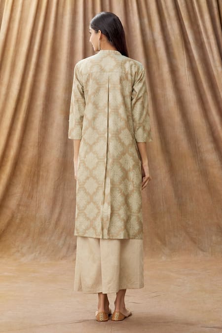 Shop Manasi Sengupta Beige Silk Chanderi Thread Work Mandarin Collar Kurta And Pant Set at Aza Fashions Shop_Manasi Sengupta_Beige Silk Chanderi Thread Work Mandarin Collar Kurta And Pant Set _at_Aza_Fashions
