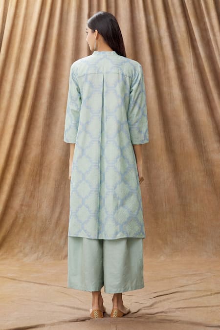 Shop Manasi Sengupta Green Silk Chanderi Thread Work Mandarin Collar Kurta And Pant Set at Aza Fashions Shop_Manasi Sengupta_Green Silk Chanderi Thread Work Mandarin Collar Kurta And Pant Set_at_Aza_Fashions