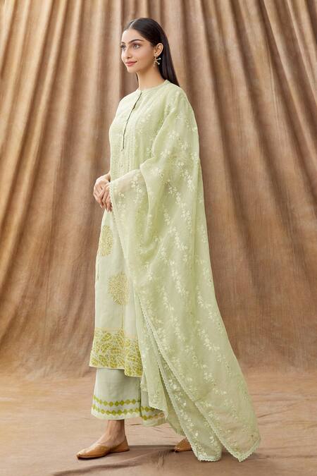Manasi Sengupta_Green Kota Doria Sequins Work, Zari Mandarin Collar Embroidered Kurta Set _Online_at_Aza_Fashions