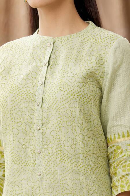 Shop_Manasi Sengupta_Green Kota Doria Sequins Work, Zari Mandarin Collar Embroidered Kurta Set _Online_at_Aza_Fashions