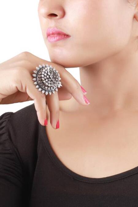 Buy_Sangeeta Boochra_Silver Plated Stones Floral Embellished Ring _Online_at_Aza_Fashions