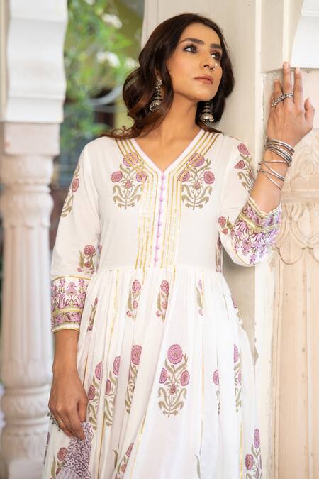 Maison Shefali_White Cotton Floral Print, Gota Work V Neck Chaand Tahira Mughal Anarkali Set _at_Aza_Fashions