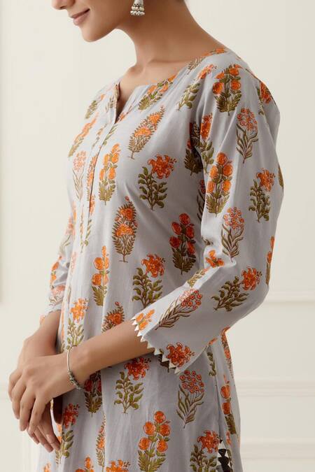 Musal Grey 100% Cotton Floral Round Lin Print Kurta Set at Aza Fashions Musal_Grey 100% Cotton Floral Round Lin Print Kurta Set_at_Aza_Fashions