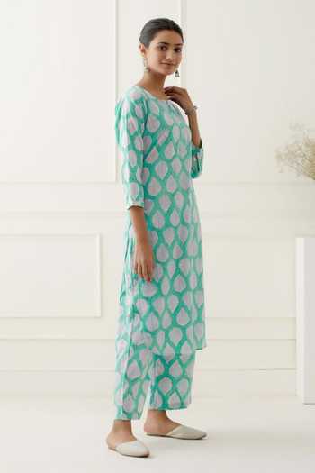Musal Blue Silk Organza, 100% Cotton Leaf Round Print Kurta Set Online at Aza Fashions Musal_Blue Silk Organza, 100% Cotton Leaf Round Print Kurta Set _Online_at_Aza_Fashions