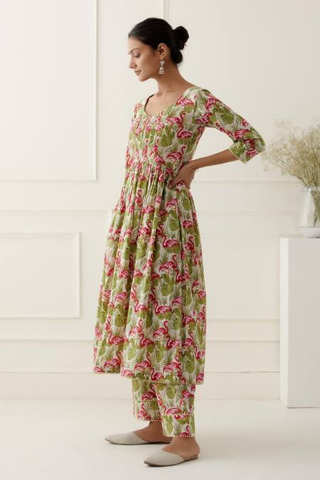 Buy_Musal_White Georgette, 100% Cotton Floral V Neck Lake Flamingo Print Anarkali Set _Online_at_Aza_Fashions