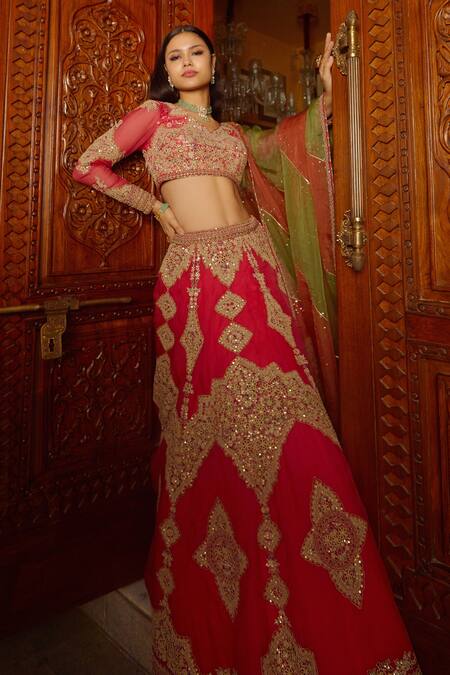 SHASHA GABA_Pink Silk Organza Embroidery Zari Leaf Neck Bridal Lehenga Set _Online_at_Aza_Fashions