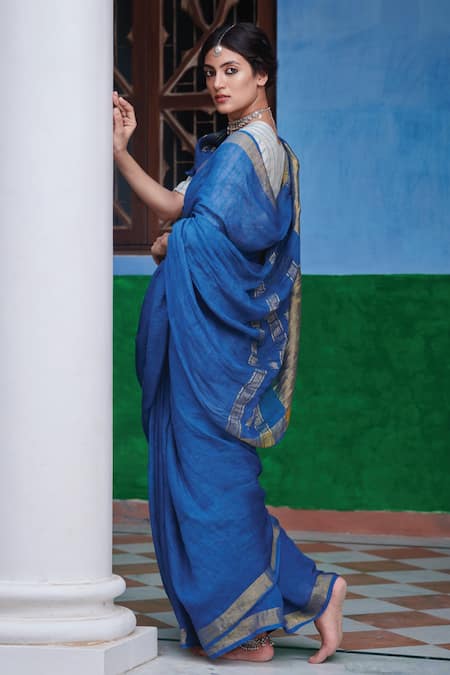 Shop Dressfolk Blue 100% Handloom Linen Stripes Binodini Saree With Running Blouse at Aza Fashions Shop_Dressfolk_Blue 100% Handloom Linen Stripes Binodini Saree With Running Blouse_at_Aza_Fashions