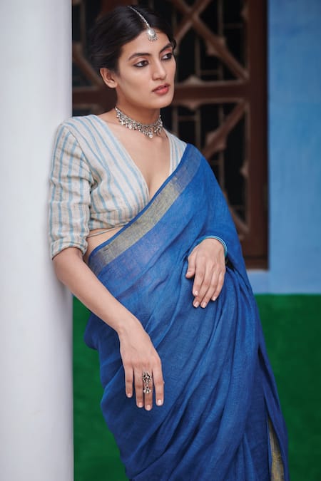 Buy Dressfolk Blue 100% Handloom Linen Stripes Binodini Saree With Running Blouse Online at Aza Fashions Buy_Dressfolk_Blue 100% Handloom Linen Stripes Binodini Saree With Running Blouse_Online_at_Aza_Fashions