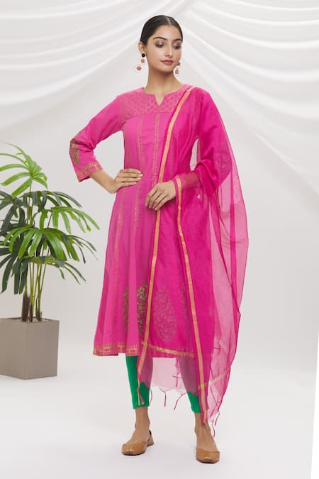 Khwaab by Sanjana Lakhani Floral Print Fuchsia Kurta Set 