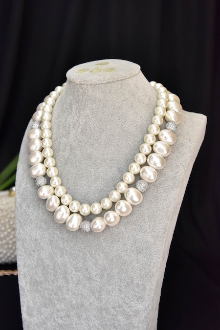 SWABHIMANN Layered Pearl Necklace 