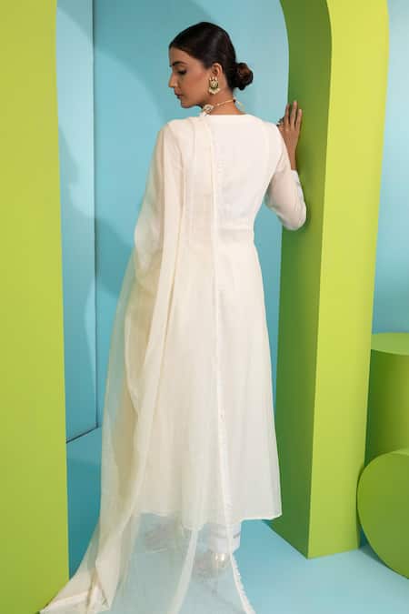 Shop Neha Khullar Ivory Chanderi Silk Embroidered Dori Anarkali Set For Kids at Aza Fashions Shop_Neha Khullar_Ivory Chanderi Silk Embroidered Dori Anarkali Set For Kids_at_Aza_Fashions