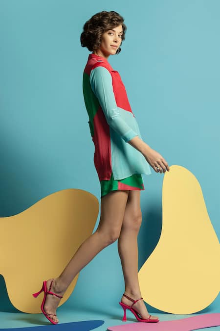 Nautanky Green Natural Crepe Abstract Shape Print Ready To Go Colourblock Shorts Set Online at Aza Fashions Nautanky_Green Natural Crepe Abstract Shape Print Ready To Go Colourblock Shorts Set _Online_at_Aza_Fashions