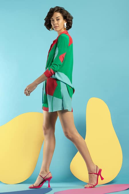 Buy Nautanky Green Natural Crepe Abstract Shape Print Ready To Go Colourblock Shorts Set Online at Aza Fashions Buy_Nautanky_Green Natural Crepe Abstract Shape Print Ready To Go Colourblock Shorts Set _Online_at_Aza_Fashions