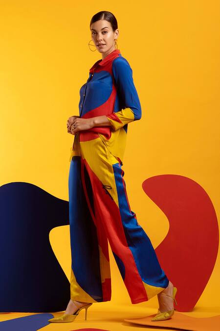 Buy Nautanky Red Natural Crepe Abstract Shape Print Straight Big Mood Colourblock Pant Set Online at Aza Fashions Buy_Nautanky_Red Natural Crepe Abstract Shape Print Straight Big Mood Colourblock Pant Set _Online_at_Aza_Fashions