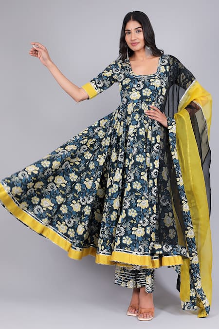 Pomcha Jaipur_Black Cotton, Organza Gota Patti Square Neck Gauri Floral Print Anarkali Set _Online_at_Aza_Fashions